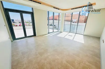 Apartment - 1 Bedroom - 2 Bathrooms for rent in Seef - Capital Governorate