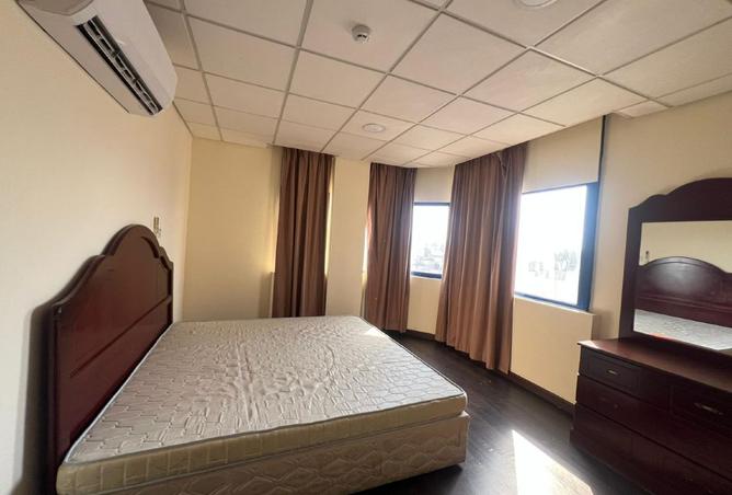 967610 - Property Image 3