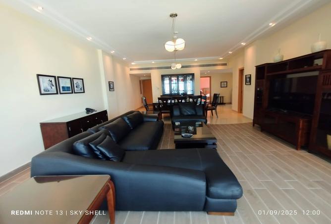 951569 - Property Image 2