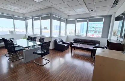 Office Space - Studio - 2 Bathrooms for rent in Khamis - Northern Governorate