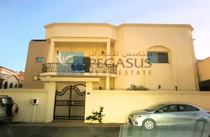 Outdoor House image for: Villa - 4 Bedrooms - 5 Bathrooms for rent in Zinj - Manama - Capital Governorate, Image 1