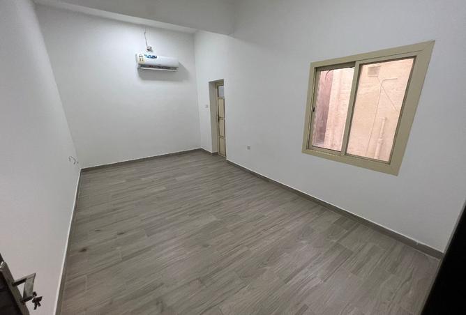 983975 - Property Image 3