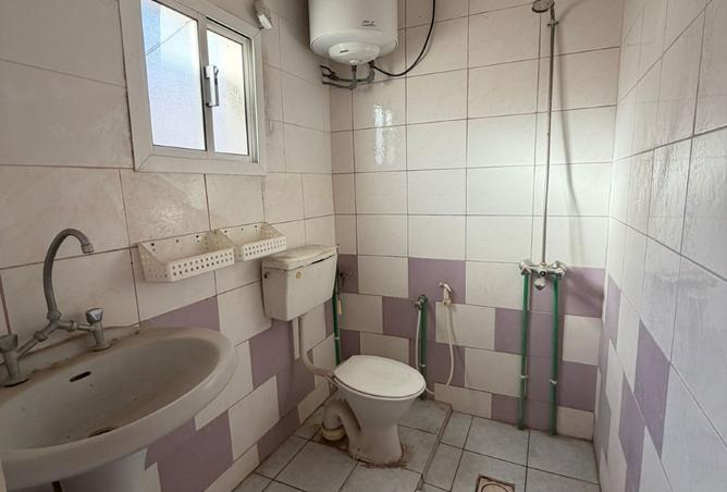 985818 - Property Image 3