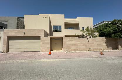 Villa - 6 Bedrooms - 7 Bathrooms for sale in Saar - Northern Governorate