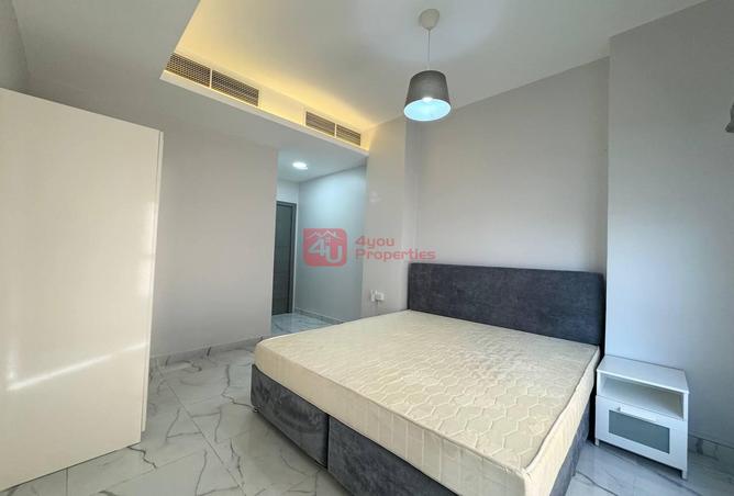 971395 - Property Image 2