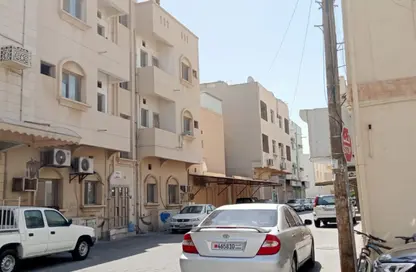 Apartment - 2 Bedrooms - 2 Bathrooms for rent in Hidd - Muharraq Governorate