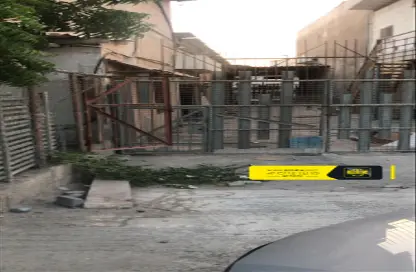 صورة لـ مبنى خارجي مستودع - استوديو - 3 حمامات للايجار في جدحفص - المحافظة الشمالية ، صورة رقم 1