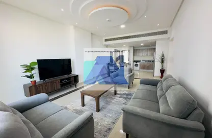 Apartment - 2 Bedrooms - 4 Bathrooms for rent in Al Juffair - Capital Governorate