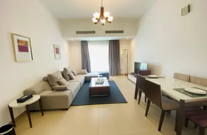 Apartment - 2 Bedrooms - 2 Bathrooms for rent in Mahooz - Manama - Capital Governorate