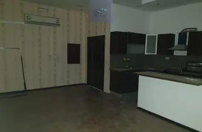 Apartment - 2 Bedrooms - 3 Bathrooms for rent in Tubli - Central Governorate