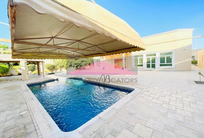 989625 - Property Main Image