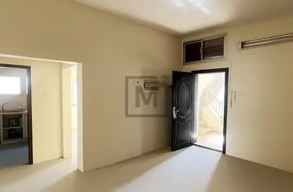 فيلا - 8 غرف نوم - 8 حمامات للبيع في المحرق - المحرق