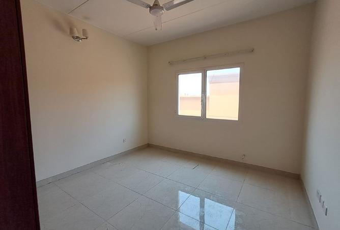 944155 - Property Image 3