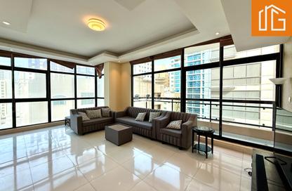 Apartment - 2 Bedrooms - 3 Bathrooms for sale in Al Juffair - Capital Governorate