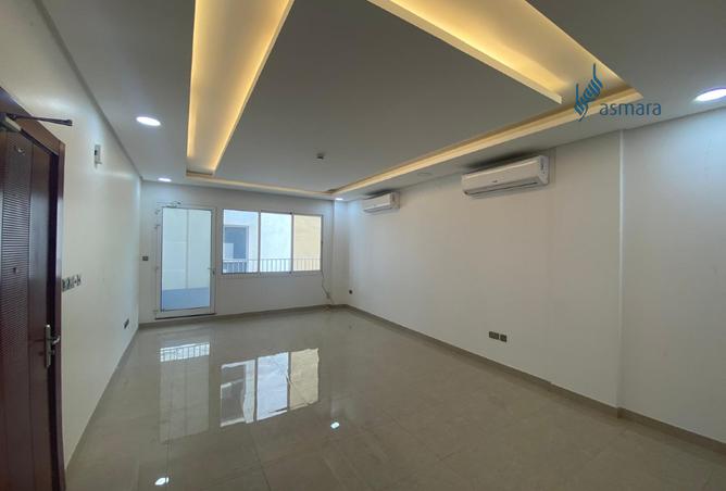 916913 - Property Main Image