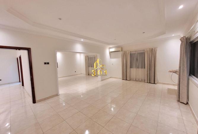 960942 - Property Image 3