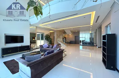 شقة - 4 غرف نوم - 5 حمامات للبيع في الجفير - محافظة العاصمة