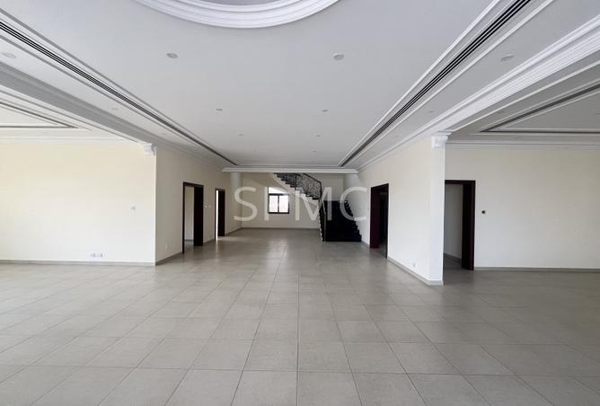 975294 - Property Image 2