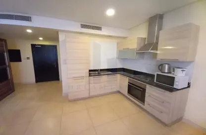 Kitchen image for: Apartment - 1 Bathroom for rent in Al Juffair - Capital Governorate, Image 1