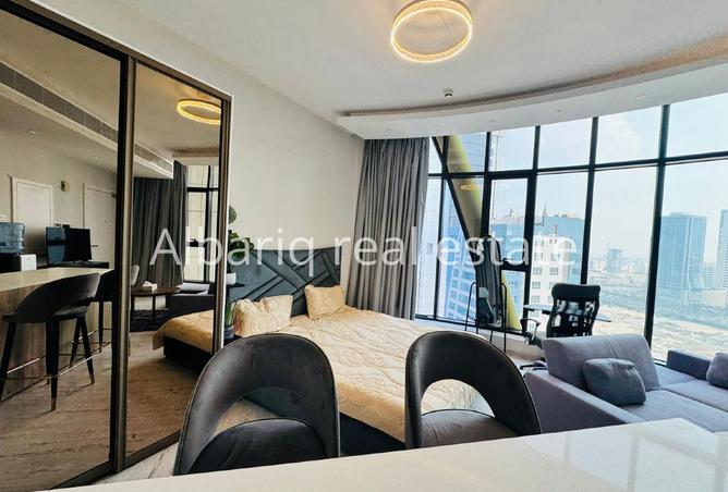 971045 - Property Image 2