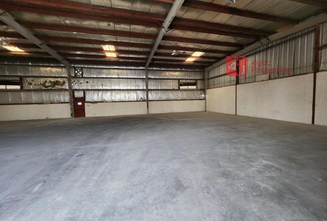 967952 - Property Image 2