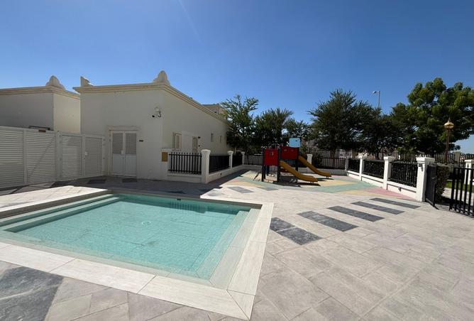 960138 - Property Image 2