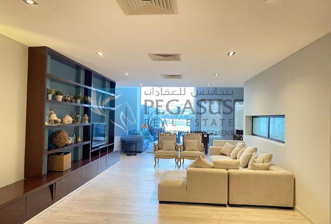 986094 - Property Image 2