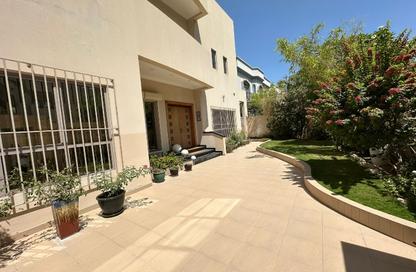 Villa - 4 Bedrooms - 7 Bathrooms for sale in Saar - Northern Governorate