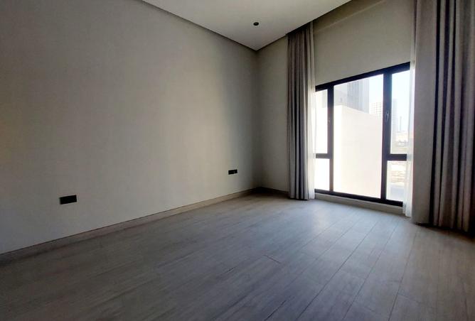 977193 - Property Image 3