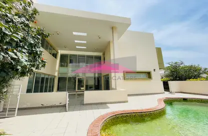 Villa - 4 Bedrooms - 5 Bathrooms for rent in Saar - Northern Governorate