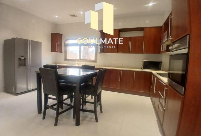 964044 - Property Image 3