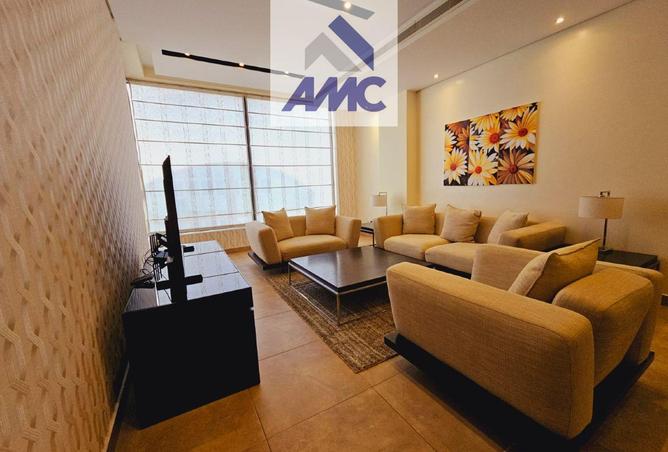 958450 - Property Image 2