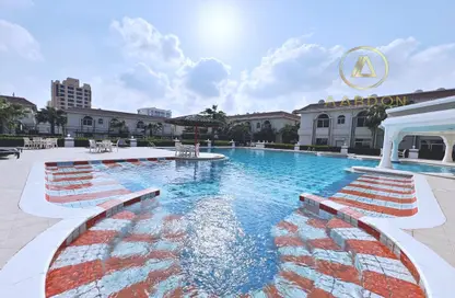 صورة لـ حوض سباحة فيلا - 4 غرف نوم - 4 حمامات للايجار في الماحوز - المنامة - محافظة العاصمة ، صورة رقم 1