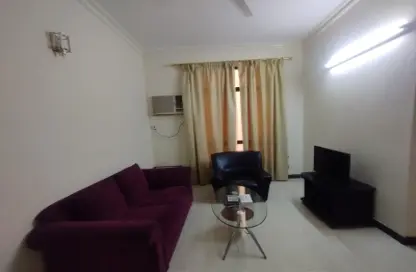 صورة لـ غرفة المعيشة شقة - غرفة نوم - 1 حمام للايجار في الماحوز - المنامة - محافظة العاصمة ، صورة رقم 1
