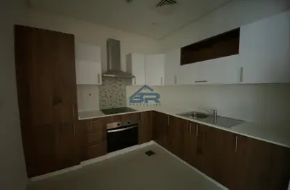 Kitchen image for: Apartment - 2 Bedrooms - 2 Bathrooms for rent in Al Burhama - Manama - Capital Governorate, Image 1