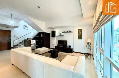Apartment - 2 Bedrooms - 3 Bathrooms for rent in Al Juffair - Capital Governorate