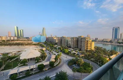 Apartment - 2 Bedrooms - 3 Bathrooms for rent in Reef Island - Capital Governorate