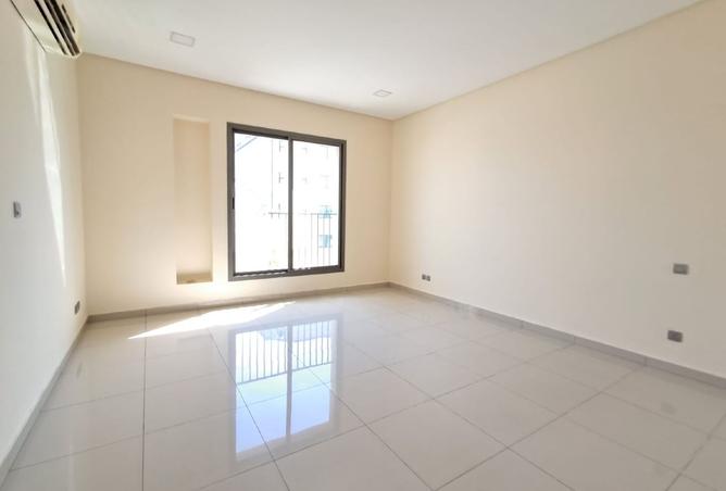 958401 - Property Image 2