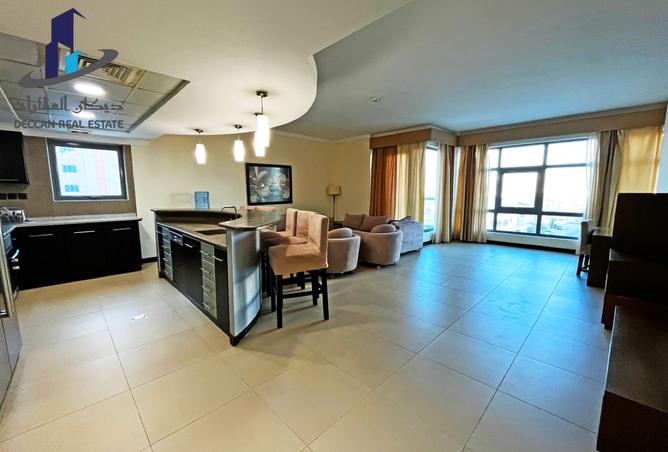Apartment - 3 Bedrooms - 3 Bathrooms for rent in Al Juffair - Capital Governorate