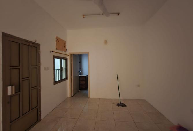 960374 - Property Image 2
