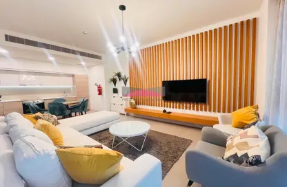 Apartment - 2 Bedrooms - 2 Bathrooms for rent in Marassi Residences - Diyar Al Muharraq - Muharraq Governorate