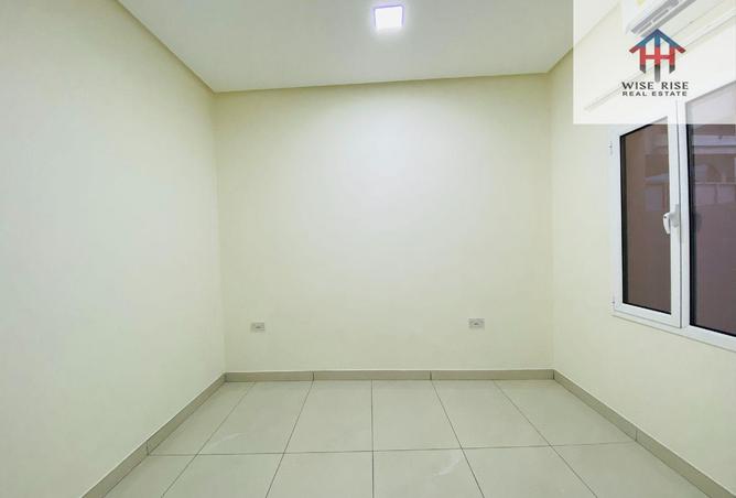 979403 - Property Image 2