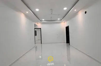 Apartment - 4 Bedrooms - 4 Bathrooms for sale in Hamad Town - Northern Governorate