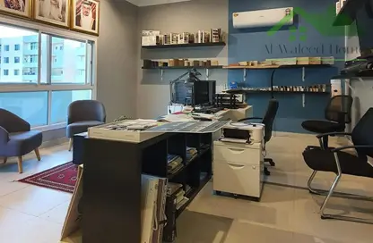 Office Space - Studio - 3 Bathrooms for rent in Hidd - Muharraq Governorate