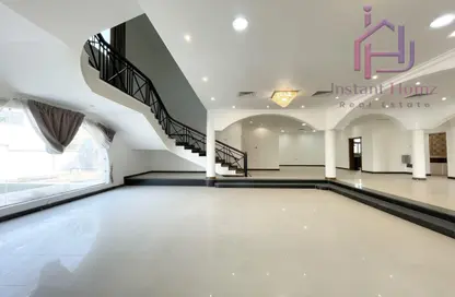 فيلا - 5 غرف نوم - 6 حمامات للايجار في سار - المحافظة الشمالية