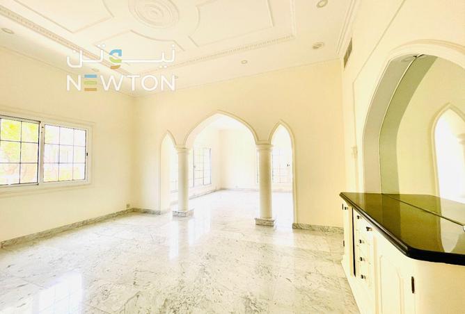 952279 - Property Image 3