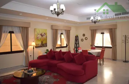 Villa - 3 Bedrooms - 4 Bathrooms for rent in Busaiteen - Muharraq Governorate