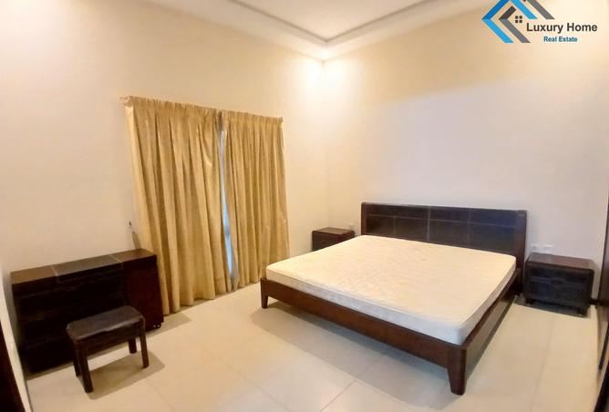 984696 - Property Image 2