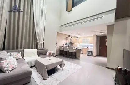 Duplex - 1 Bedroom - 2 Bathrooms for rent in Seef - Capital Governorate