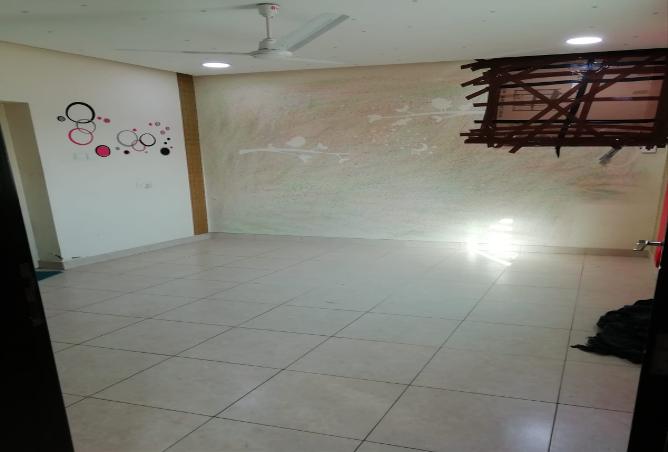 988363 - Property Main Image